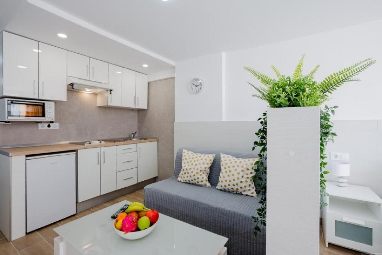 319 Modern Accommodation,Sea View, Wi Fi And Pool Playa de las Américas Exterior foto